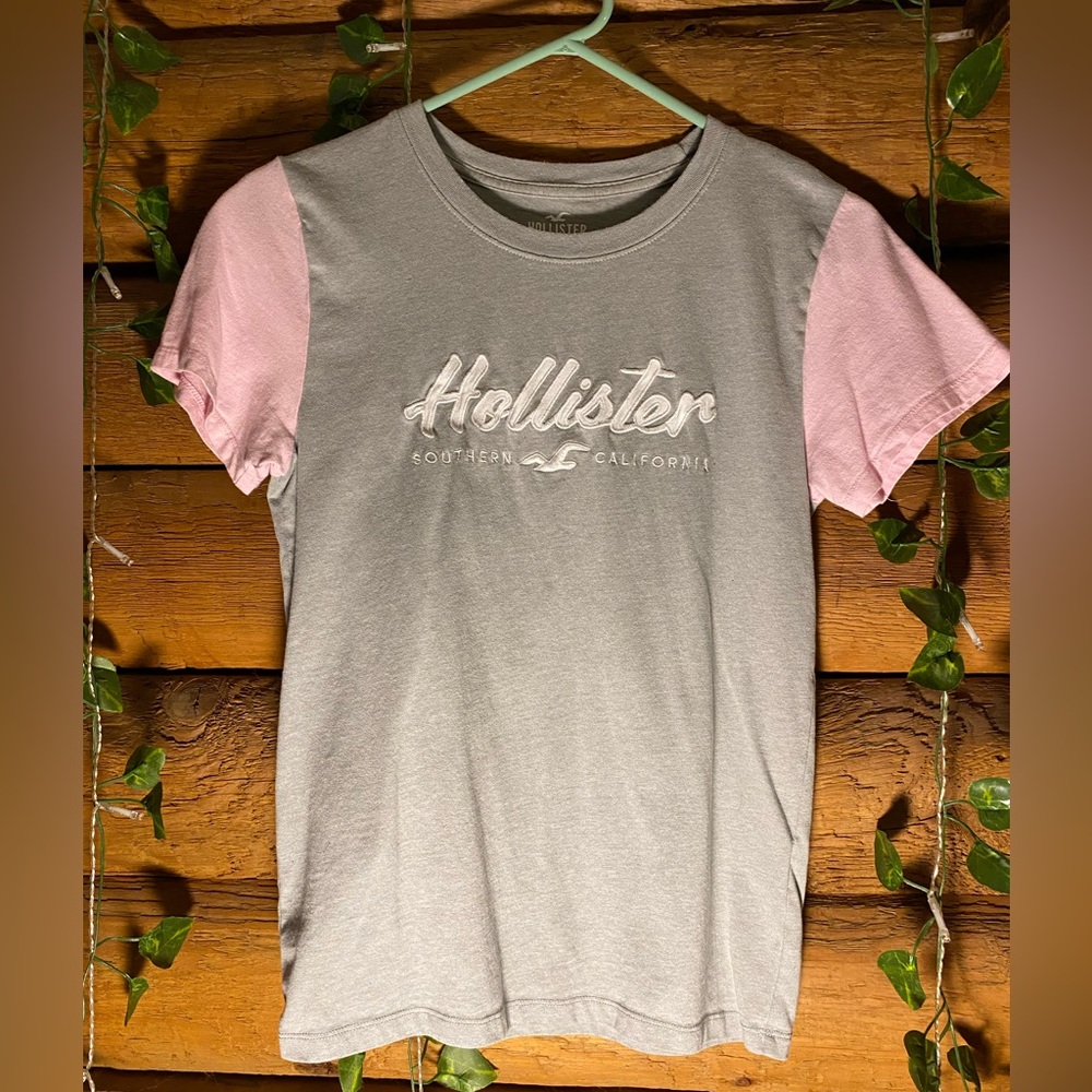 Hollister T-Shirt